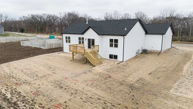 $369,900 | 2370 Pow Wow, Beloit, WI 53511