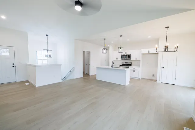 $369,900 | 2370 Pow Wow, Beloit, WI 53511