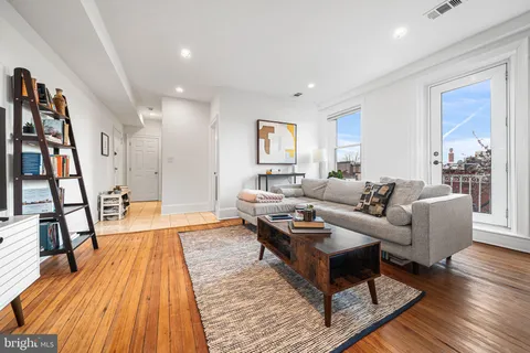 $515,000 | 1423 R Street Northwest, Unit 402, Washington, DC 20009