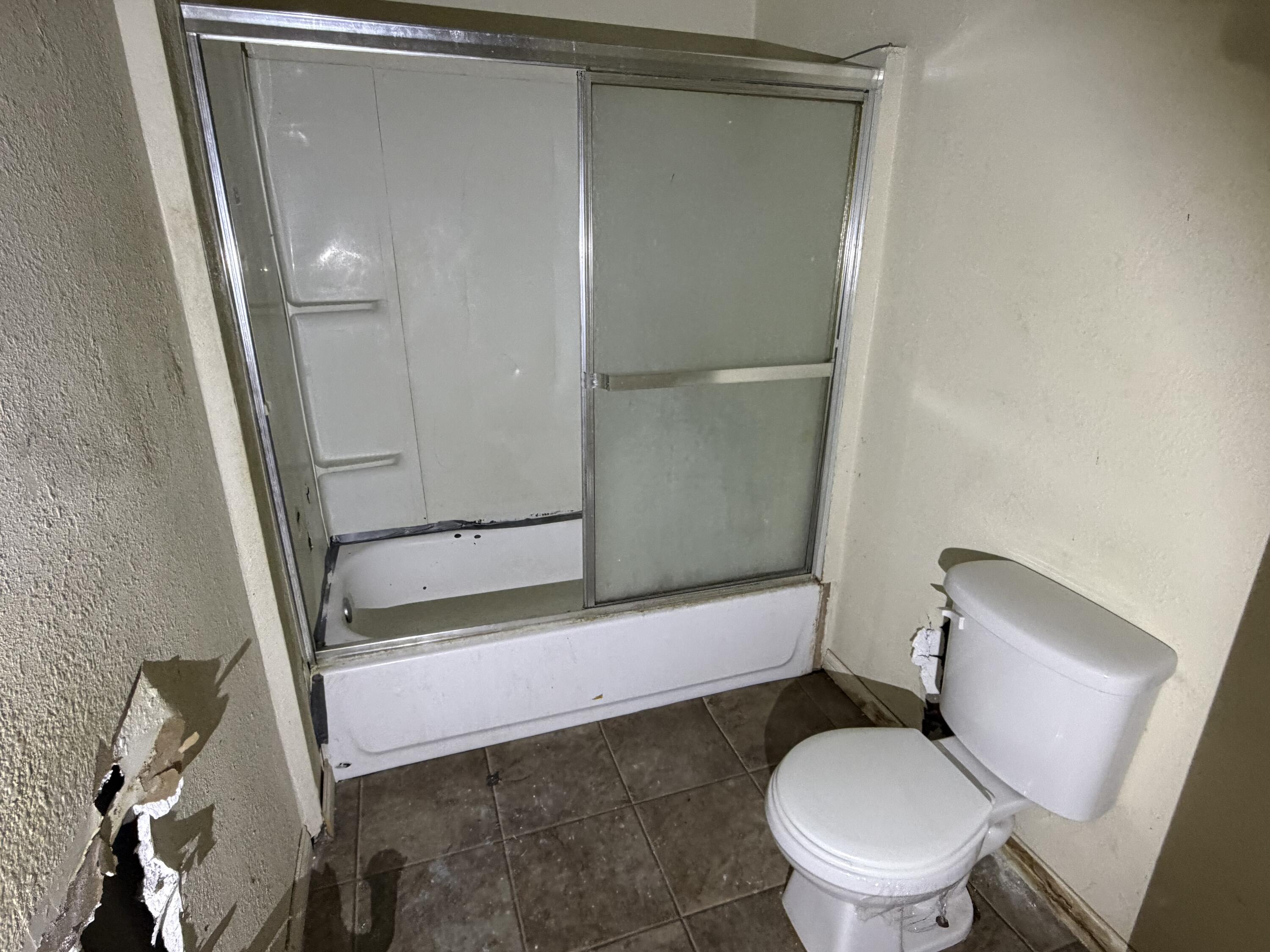 2436 North 16th Street Milwaukee, WI 53206 - Photo 10 of 16 Photo Jan 12 2026, 7 51 38 AM