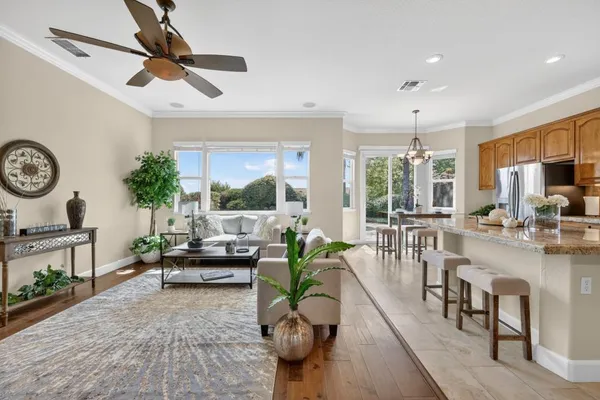$874,900 | 2004 El Venden Way, Roseville, CA 95661