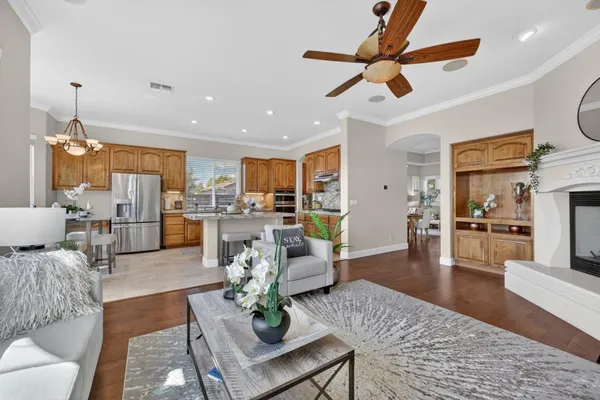 $874,900 | 2004 El Venden Way, Roseville, CA 95661