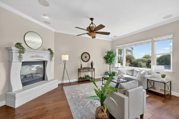 $874,900 | 2004 El Venden Way, Roseville, CA 95661