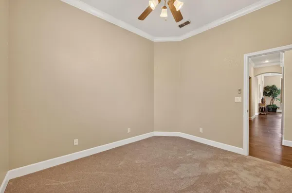 $874,900 | 2004 El Venden Way, Roseville, CA 95661