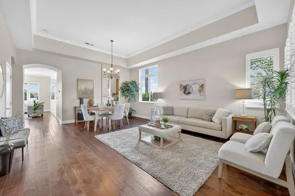 $874,900 | 2004 El Venden Way, Roseville, CA 95661