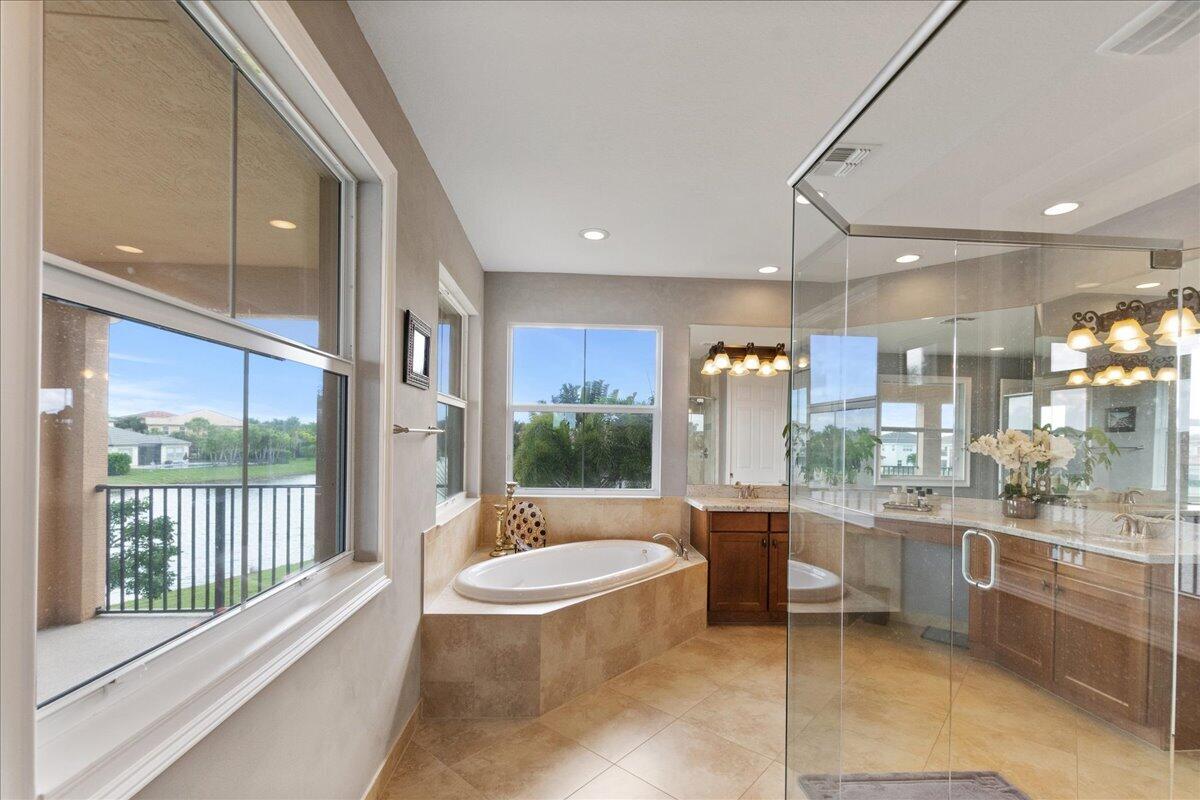 2892 Payson Way Wellington, FL 33414 - Photo 17 of 35 MasterBath2
