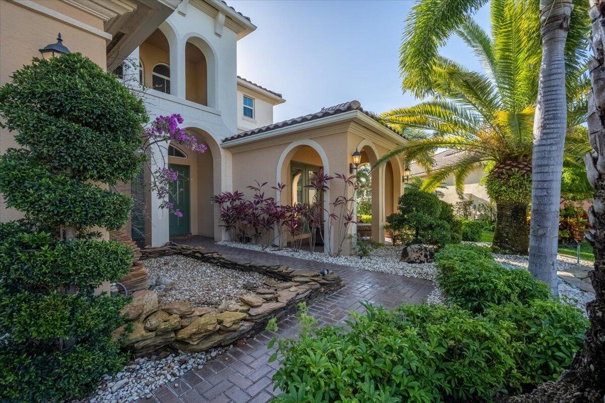 2892 Payson Way Wellington, FL 33414 - Photo 23 of 35 FrontExterior_2