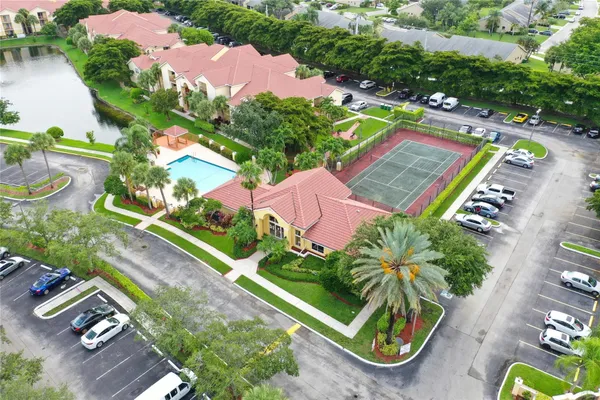 $2,150 | 7640 Westwood Drive, Unit 411, Tamarac, FL 33321