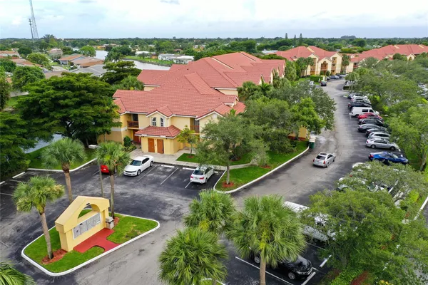 $2,150 | 7640 Westwood Drive, Unit 411, Tamarac, FL 33321