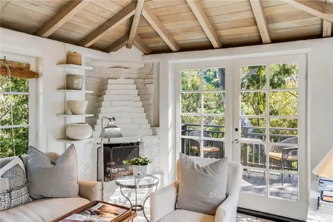 $3,995,000 | 724 Poppy Avenue, Corona del Mar, CA 92625