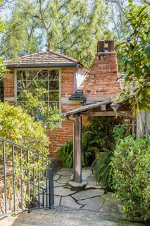 $3,995,000 | 724 Poppy Avenue, Corona del Mar, CA 92625