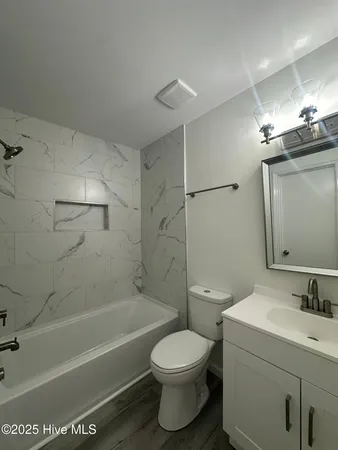 $1,300 | 320 Myrtlewood Circle, Jacksonville, NC 28546