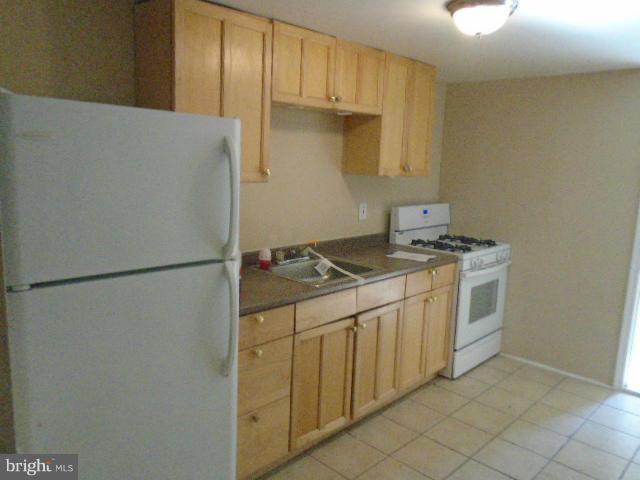 3405 Keswick Road Baltimore, MD 21211 - Photo 14 of 16 Kitchen