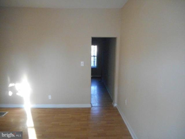 3405 Keswick Road Baltimore, MD 21211 - Photo 4 of 16 Living Room