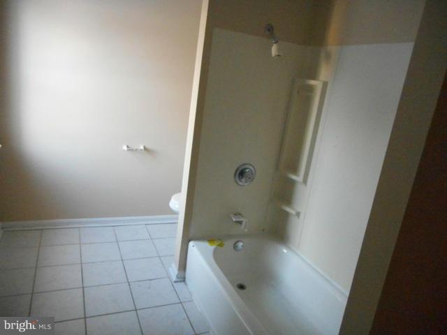 3405 Keswick Road Baltimore, MD 21211 - Photo 7 of 16 Bath 2