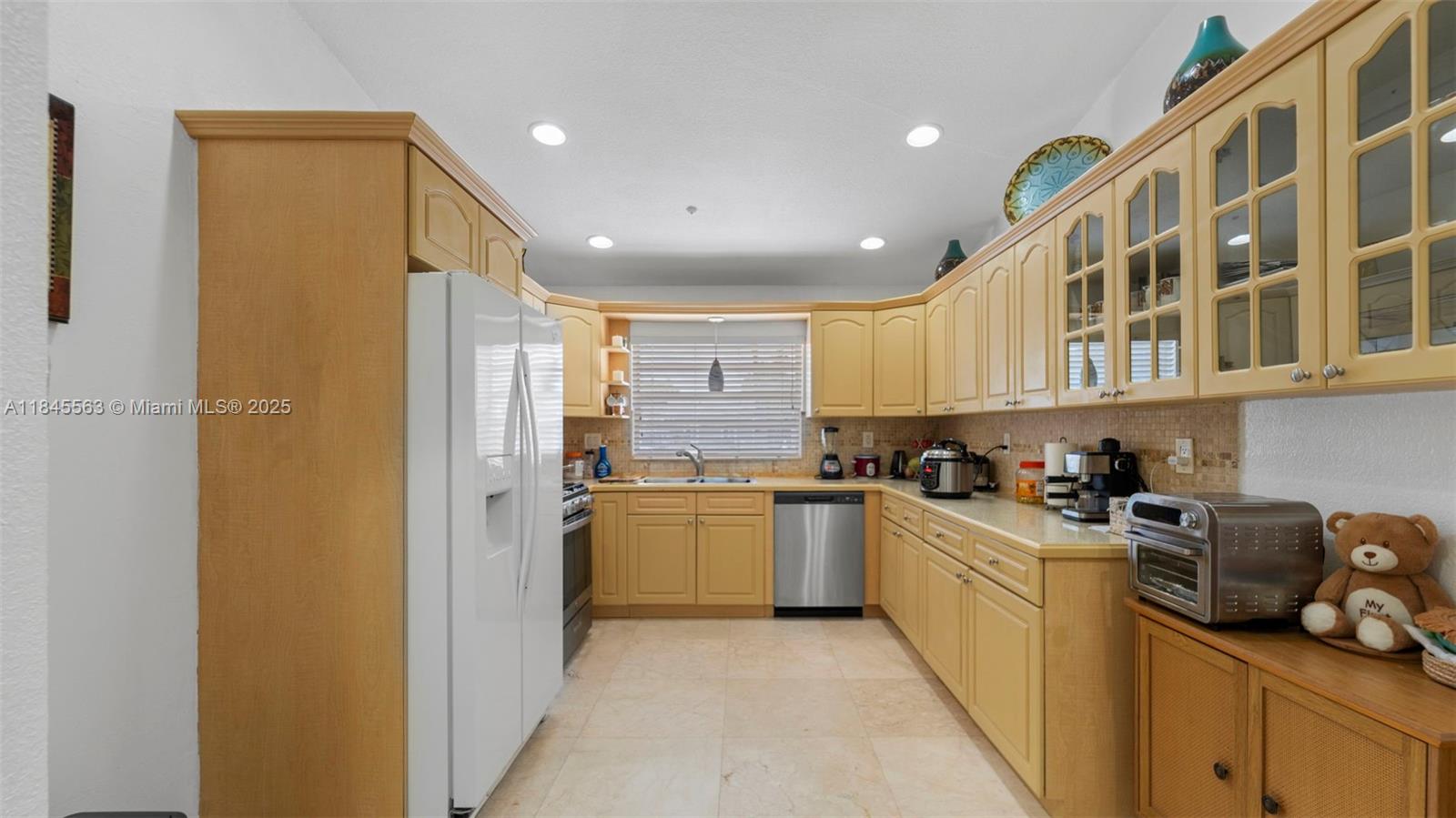 13330 Southwest 79th Street Miami, FL 33183 - Photo 16 of 53