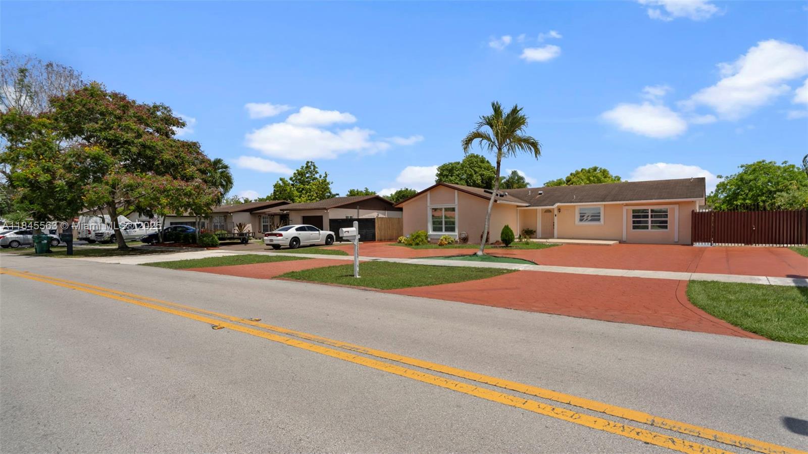 13330 Southwest 79th Street Miami, FL 33183 - Photo 4 of 53