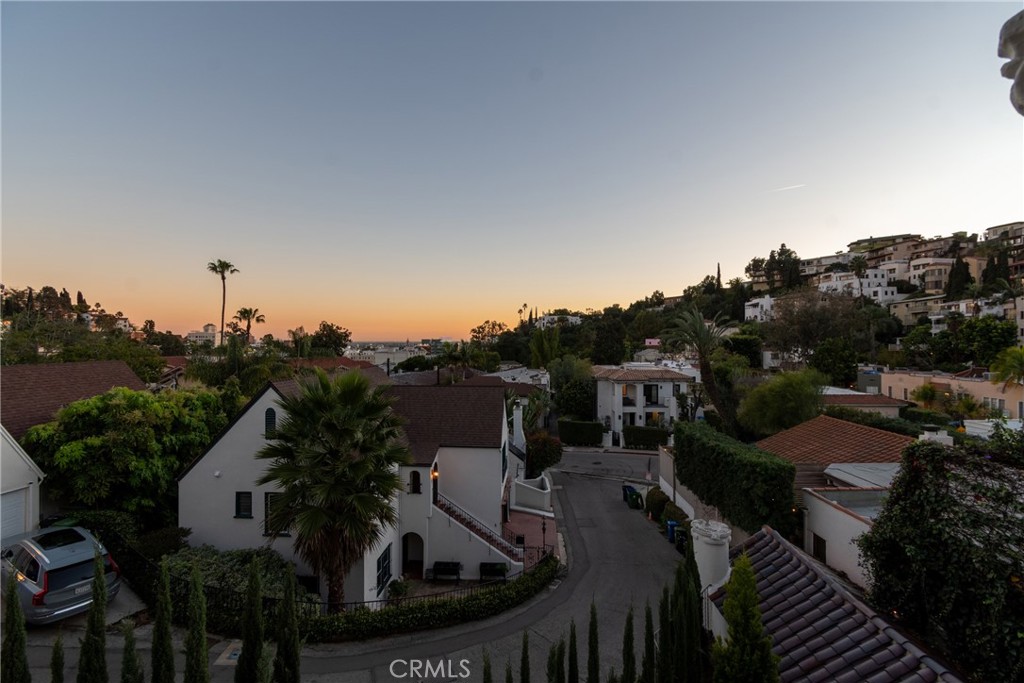 2111 Rockledge Road Los Angeles, CA 90068 - Photo 48 of 75 Gallery Image 48