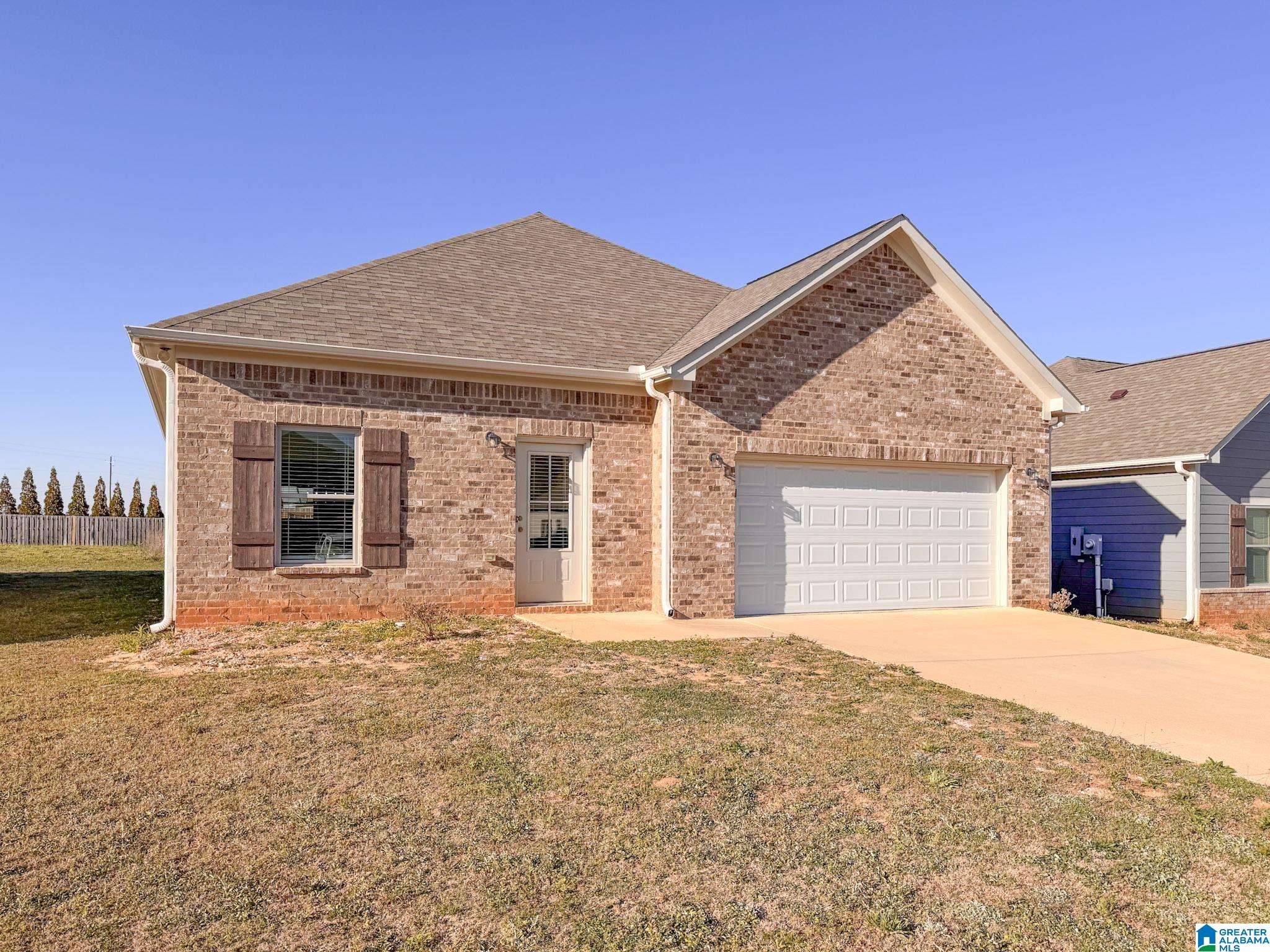 35 Avalon Way Clanton, AL 35045 - Photo 2 of 26
