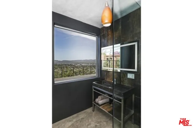 $13,000 | 11462 Laurelcrest Road, Studio City, CA 91604