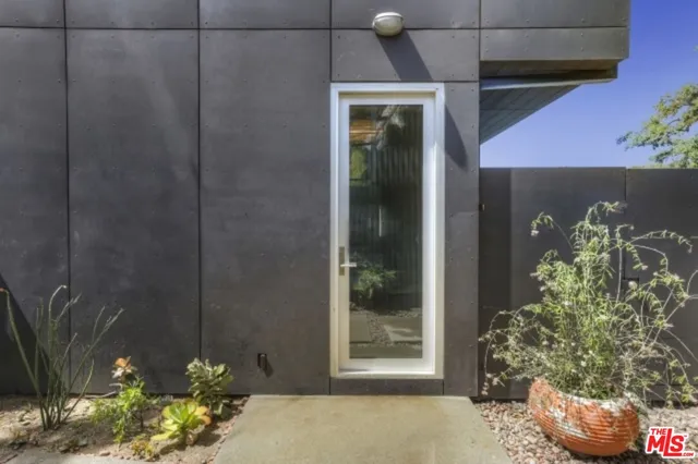 $13,000 | 11462 Laurelcrest Road, Studio City, CA 91604