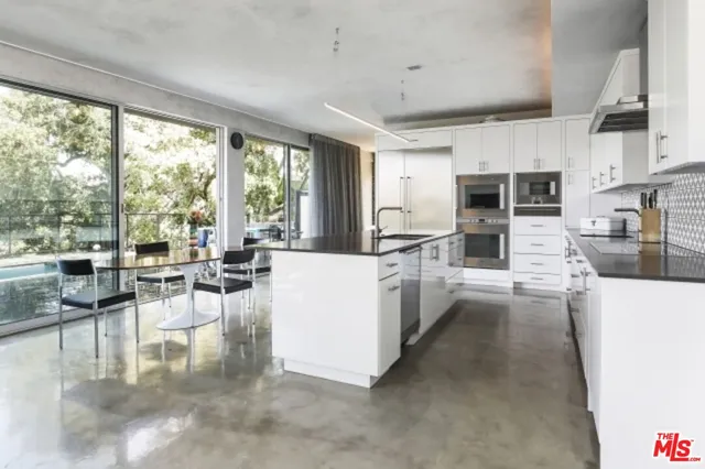 $13,000 | 11462 Laurelcrest Road, Studio City, CA 91604