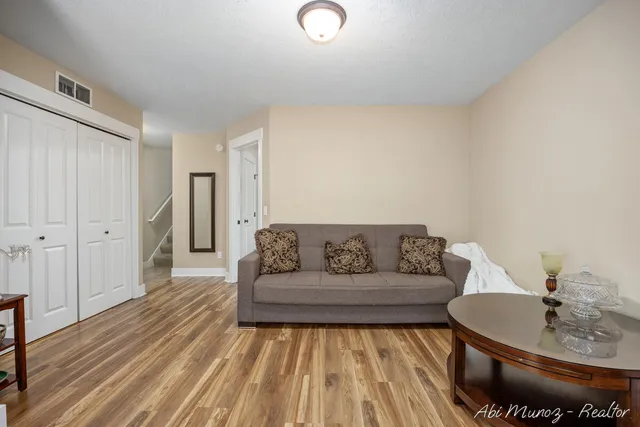 $344,900 | 5123 Blazing Star Court Southeast, Kentwood, MI 49512