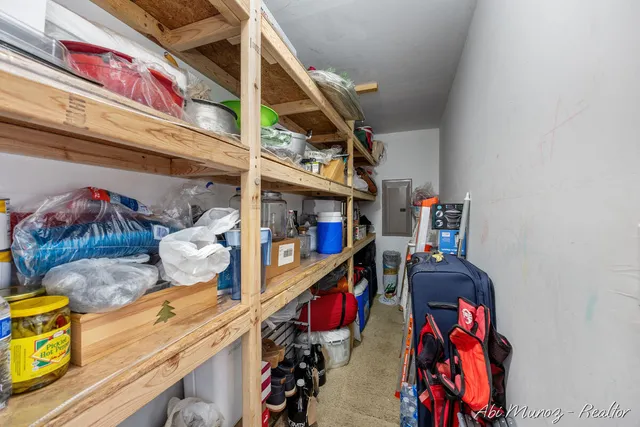 $344,900 | 5123 Blazing Star Court Southeast, Kentwood, MI 49512