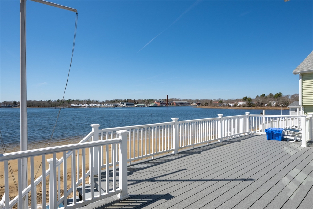 15 Oakhill Road Wareham, MA 02571 - Photo 8 of 25 Gallery Image 8