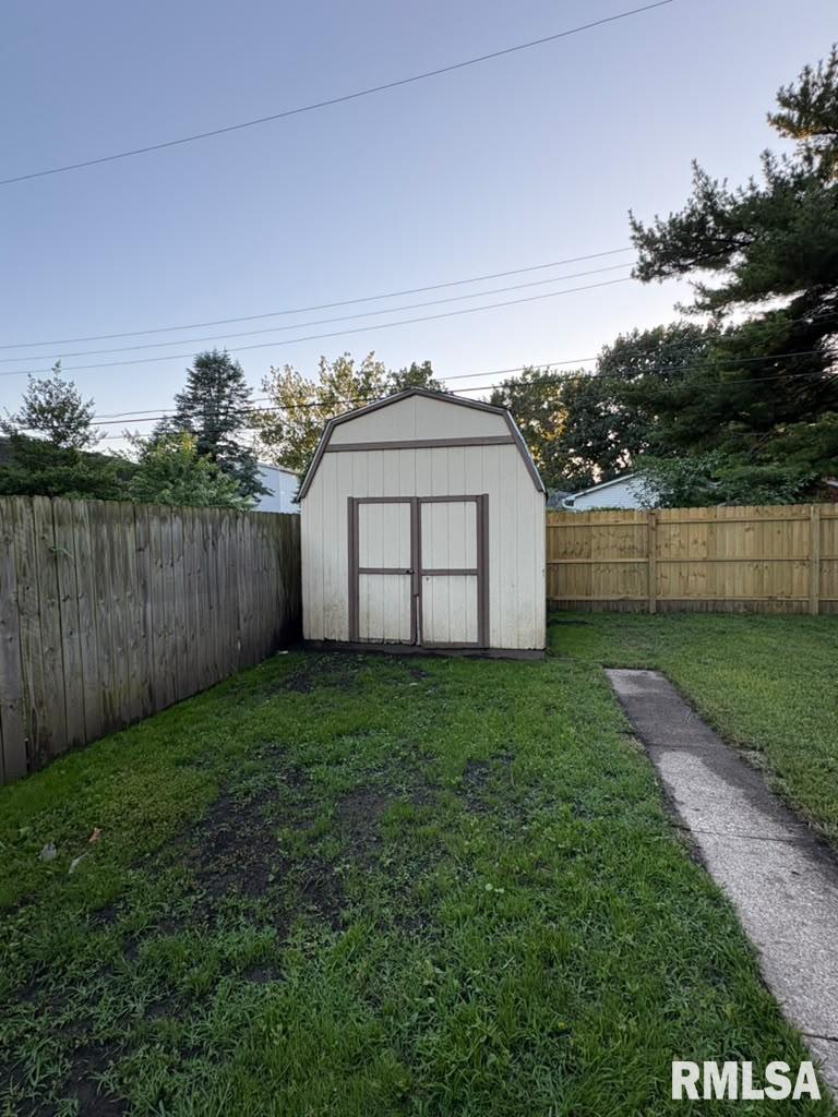 2117 North 17th Street Springfield, IL 62702 - Photo 25 of 31
