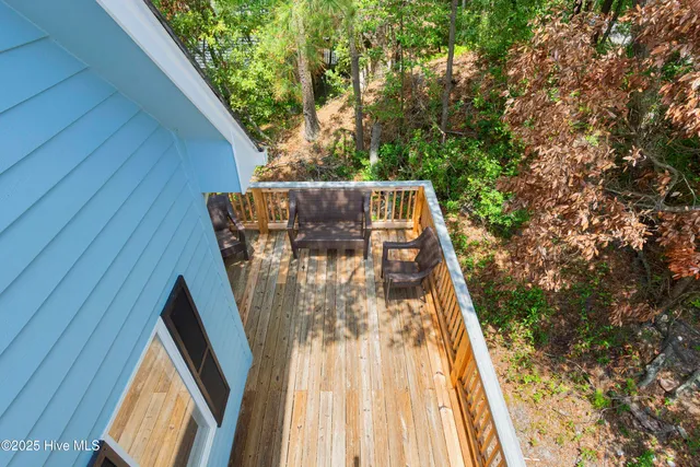 $728,500 | 127 Sandcastle Drive, Emerald Isle, NC 28594