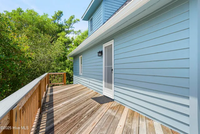 $728,500 | 127 Sandcastle Drive, Emerald Isle, NC 28594