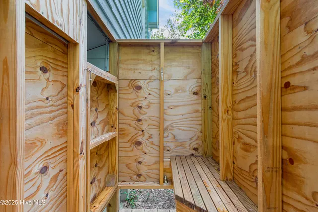 $728,500 | 127 Sandcastle Drive, Emerald Isle, NC 28594