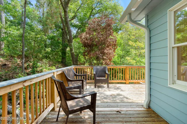 $728,500 | 127 Sandcastle Drive, Emerald Isle, NC 28594