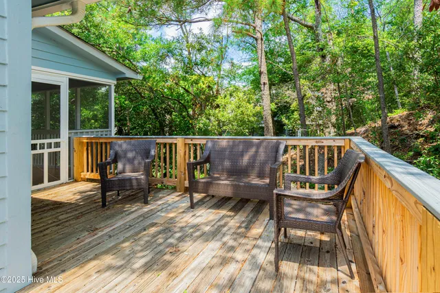 $728,500 | 127 Sandcastle Drive, Emerald Isle, NC 28594