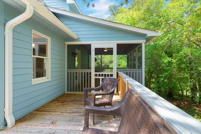 $728,500 | 127 Sandcastle Drive, Emerald Isle, NC 28594