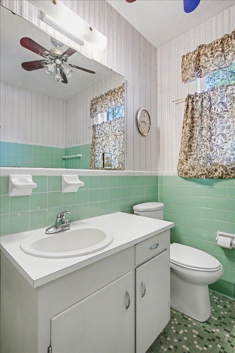 900 Naples Avenue Cayce, SC 29033 - Photo 27 of 47