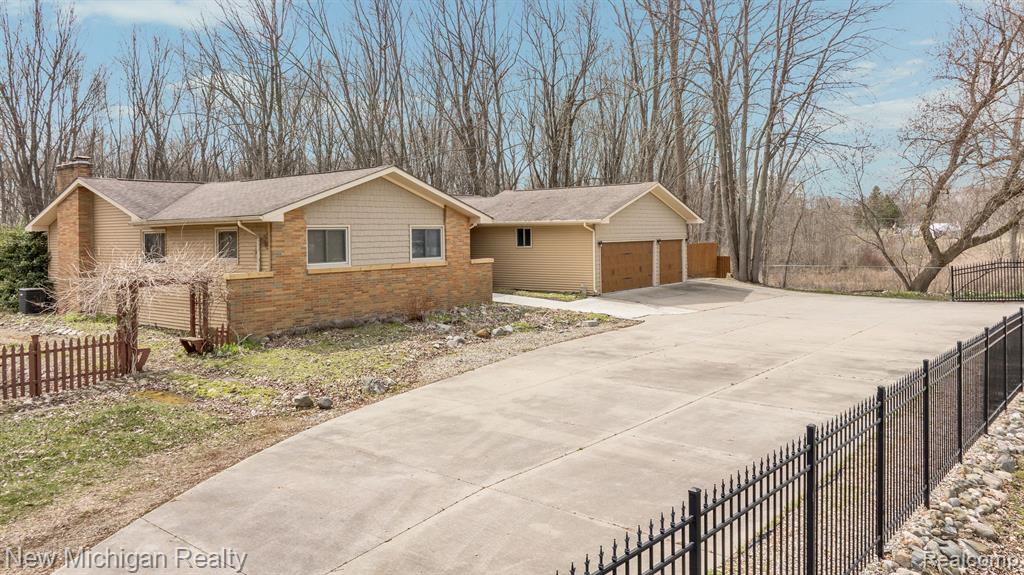 2570 Imlay City Road Lapeer, MI 48446 - Photo 49 of 51