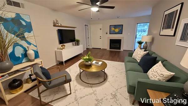 $1,300 | 10705 Braes Bend Drive, Houston, TX 77071
