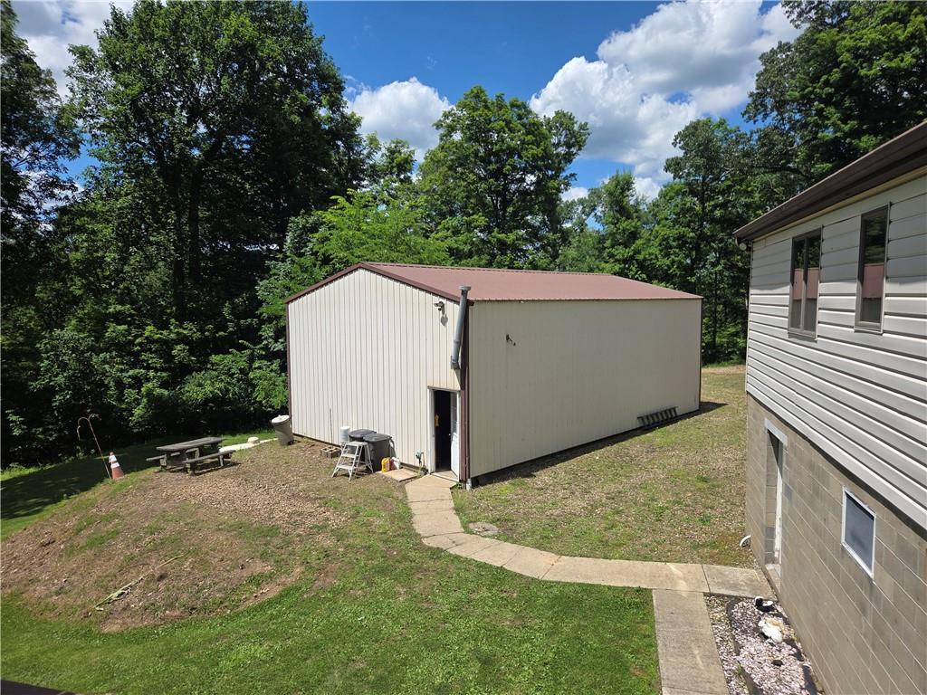 163 Noll Road Georgetown, PA 15043 - Photo 32 of 47