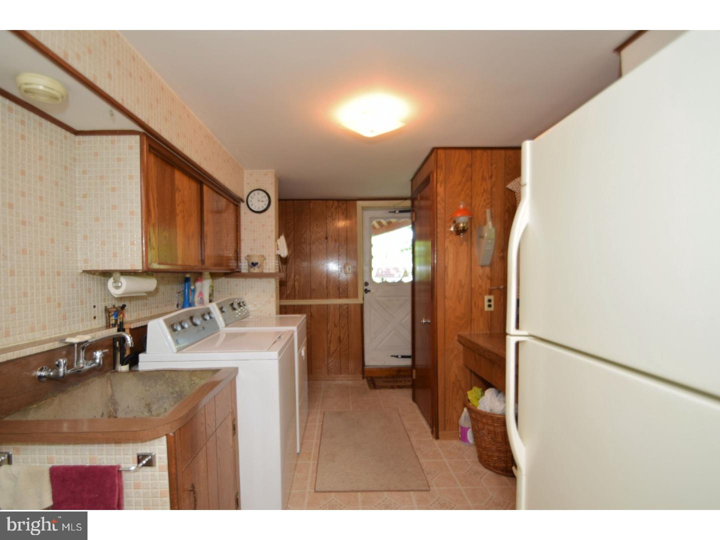 138 Crockett Road Warminster, PA 18974 - Photo 18 of 25 Laundry Room