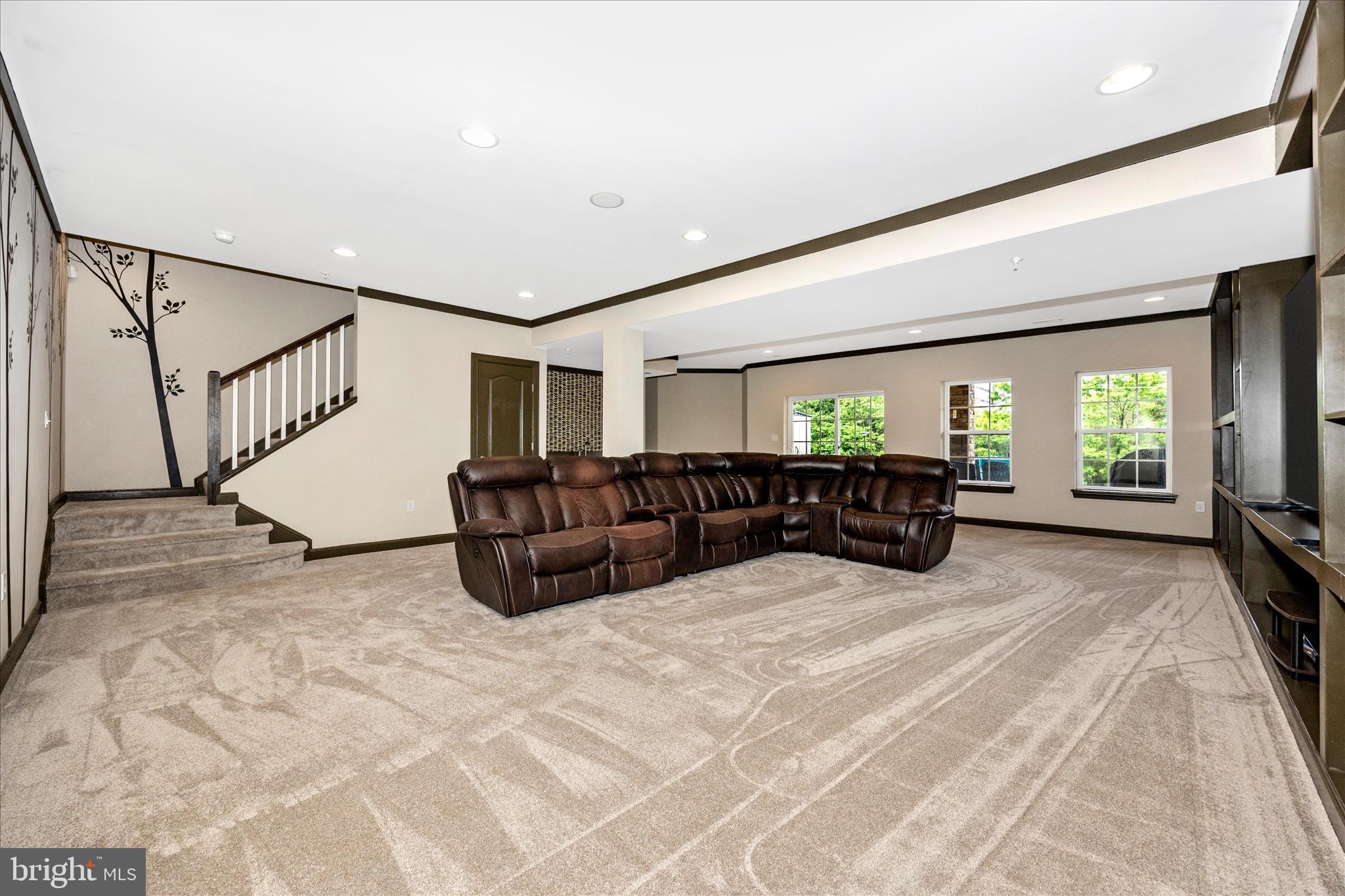 10409 Easterday Road Myersville, MD 21773 - Photo 39 of 57 Family Room