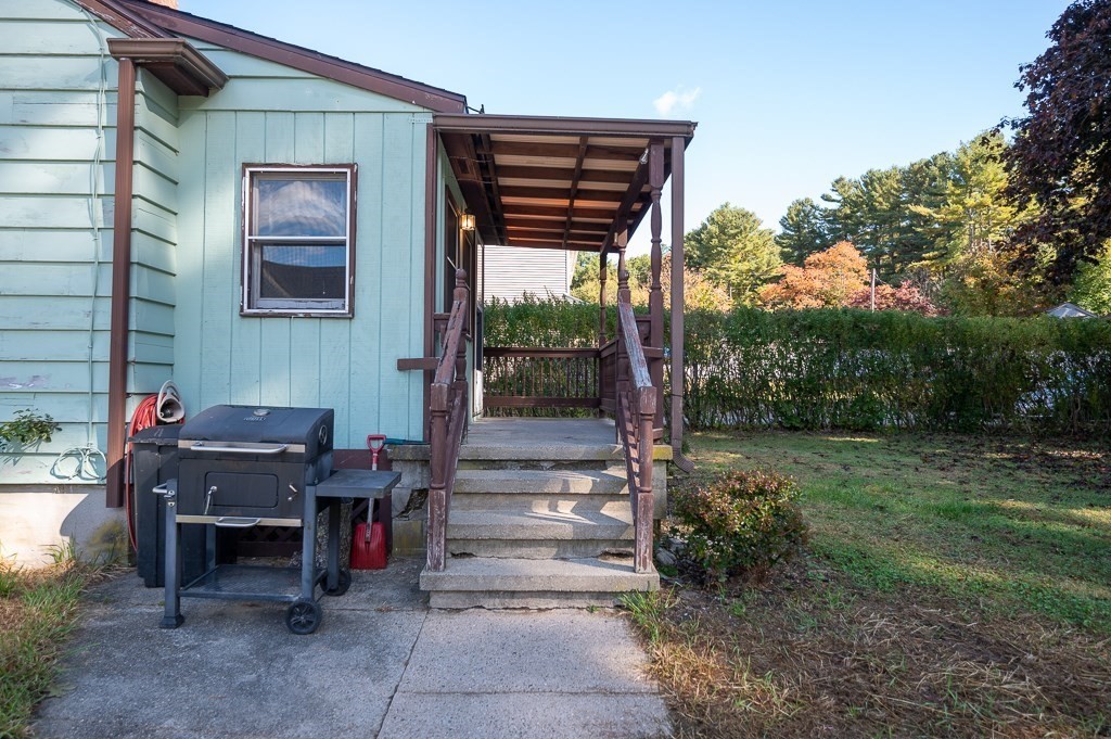 873 Riverside Drive Thompson, CT 06255 - Photo 22 of 26 Gallery Image 22