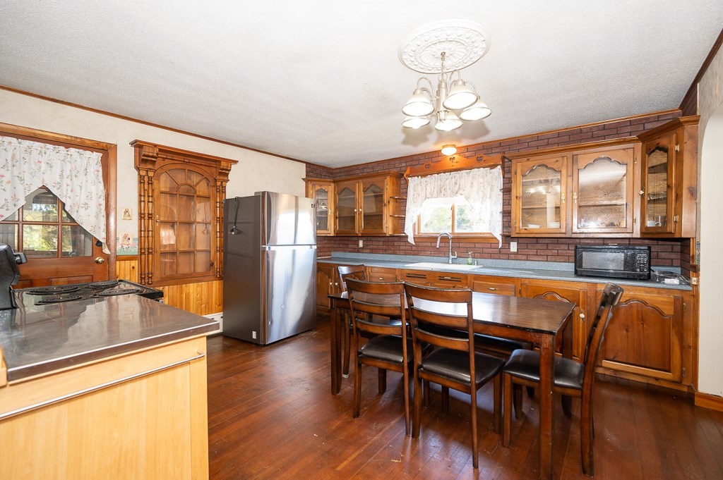 873 Riverside Drive Thompson, CT 06255 - Photo 4 of 26 Gallery Image 4