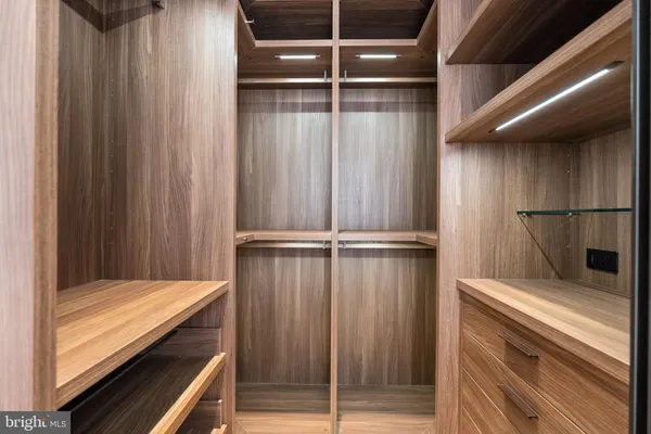 $6,195,000 | 2107 Wyoming Avenue Northwest, Washington, DC 20008