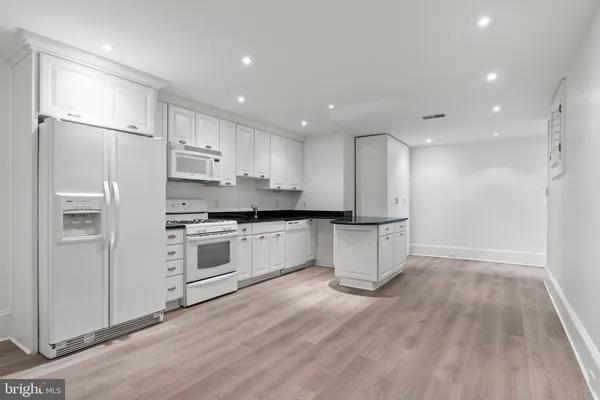 $6,195,000 | 2107 Wyoming Avenue Northwest, Washington, DC 20008