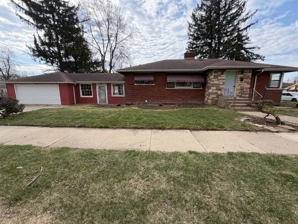$196,000 | 12501 South Throop Street, Calumet Park, IL 60827