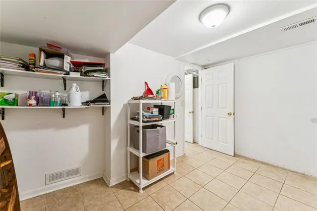 $250,000 | 1303 Northeast 70th Terrace, Gladstone, MO 64118