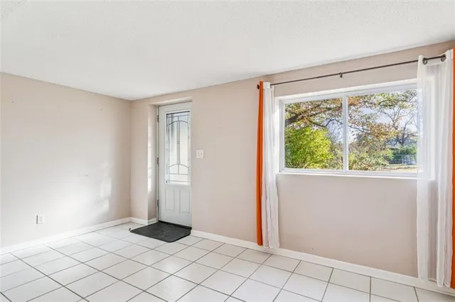 $250,000 | 1303 Northeast 70th Terrace, Gladstone, MO 64118