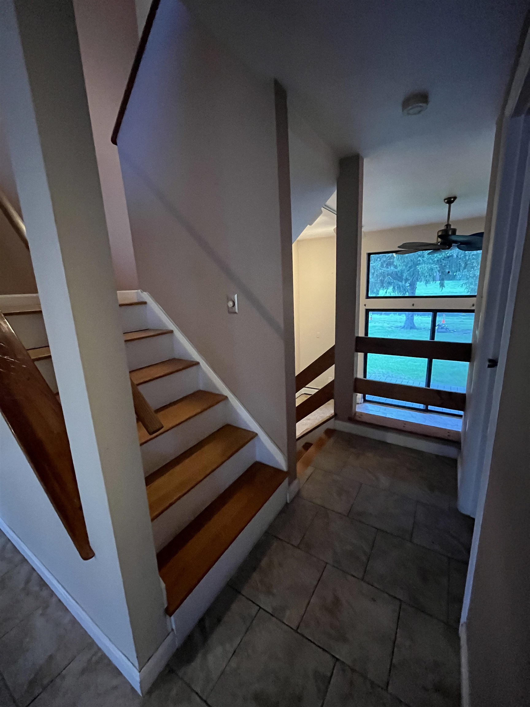 50 Spring Cove Road Nashua, NH 03062 - Photo 9 of 23